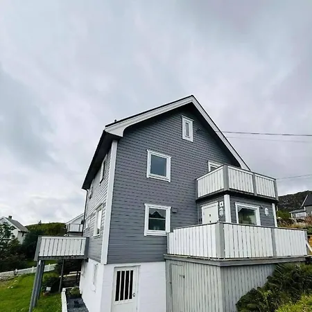 فيلة Sivi's Hus